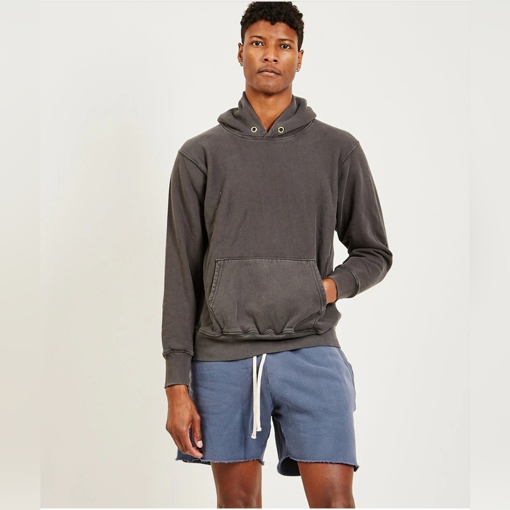 The Cropped Hoodie in Vintage Black by Les Tien